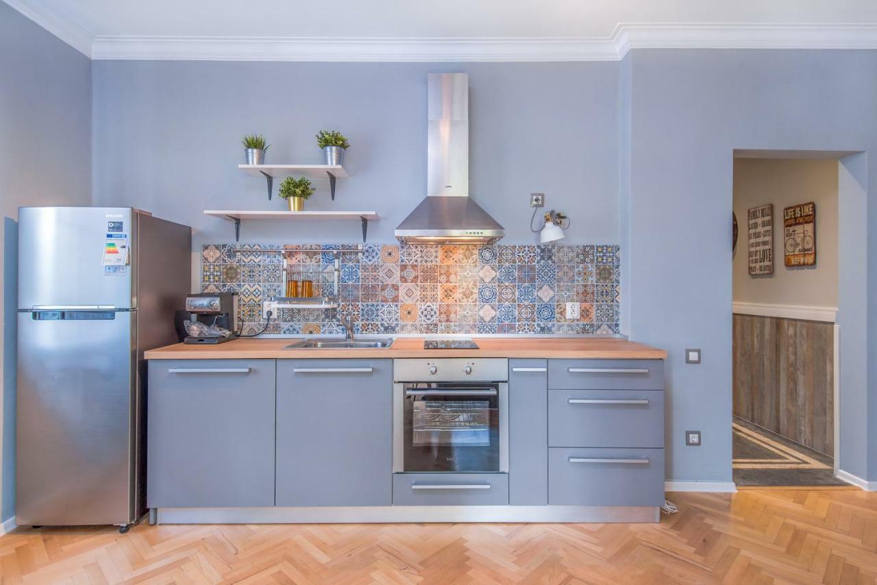 Dondukov Boulevard Two Bedroom Designer Suite Sofia Extérieur photo