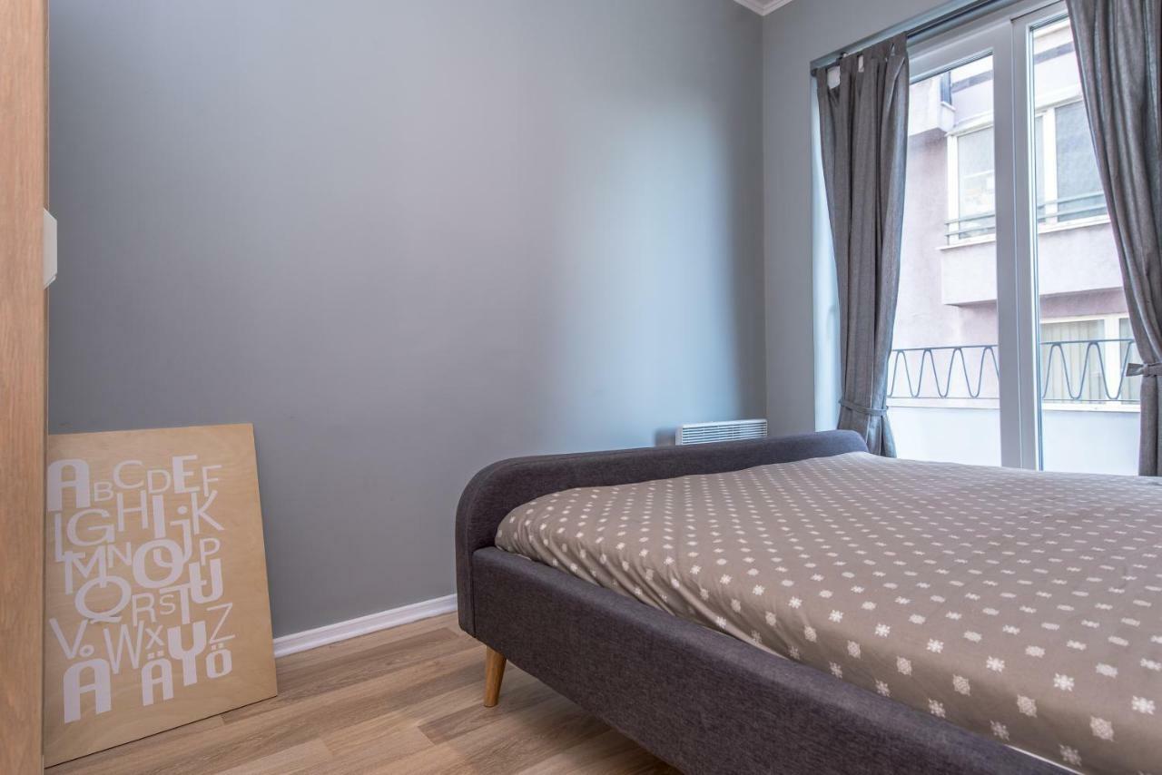 Dondukov Boulevard Two Bedroom Designer Suite Sofia Extérieur photo