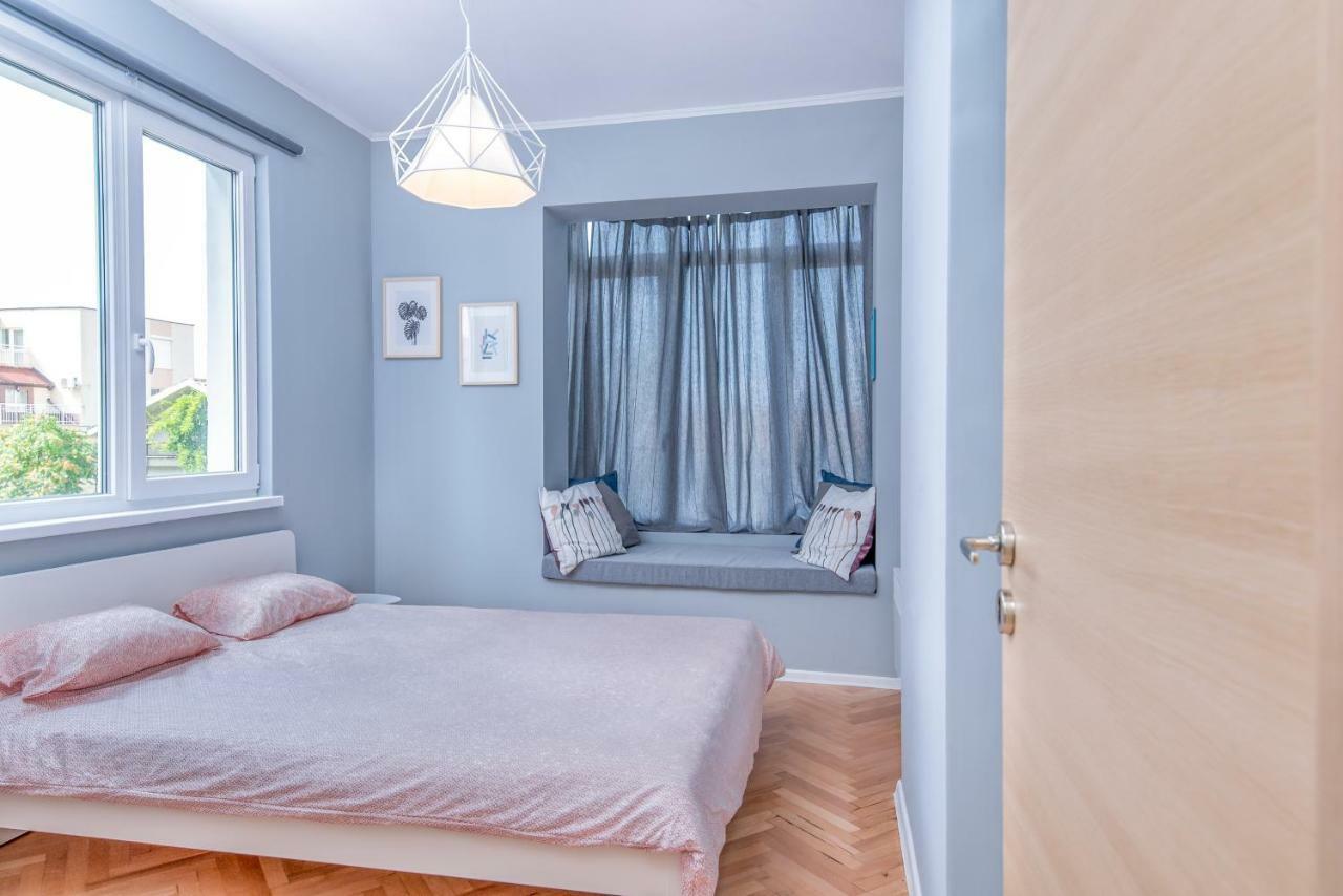 Dondukov Boulevard Two Bedroom Designer Suite Sofia Extérieur photo